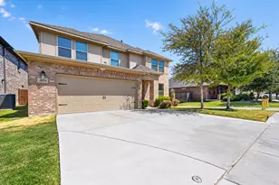 2025 Lake Front Trl, Garland, TX 75043 - Photo 2