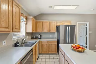 5004 Ridgefield Ct, Arlington, TX 76017 - Photo 14