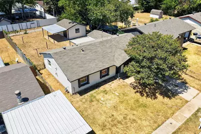 661 Edgeglen Drive, Dallas, TX 75217 - Photo 2
