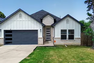 3208 31st St, Fort Worth, TX 76106 - Photo 1