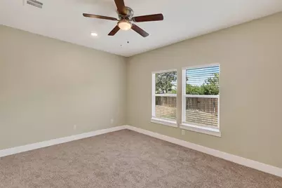 3208 31st Street, Fort Worth, TX 76106 - Photo 16