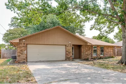 1909 Oak Hill Drive, Corinth, TX 76210 - Photo 2