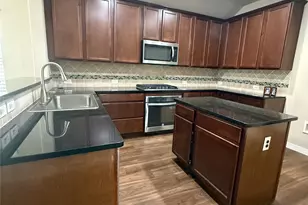 725 Bird Creek Dr, Little Elm, TX 75068 - Photo 6