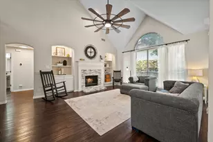 2014 Marie Weldon Ln, Arlington, TX 76001 - Photo 8