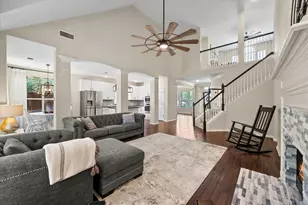 2014 Marie Weldon Ln, Arlington, TX 76001 - Photo 10