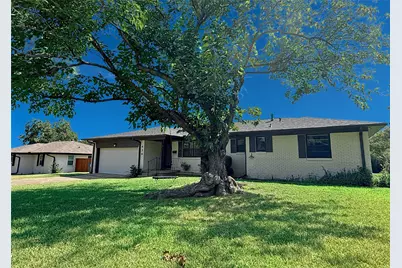 436 Degan Avenue, Lewisville, TX 75057 - Photo 2