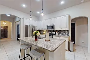 421 Catherine Ln, Lantana, TX 76226 - Photo 2