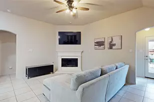421 Catherine Ln, Lantana, TX 76226 - Photo 10