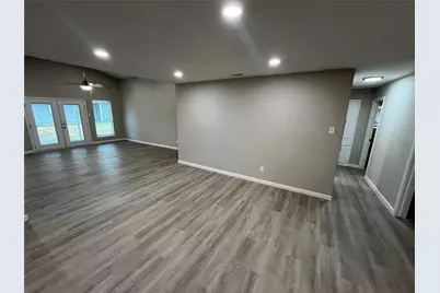 1831 Moonbeam Lane, Carrollton, TX 75006 - Photo 6