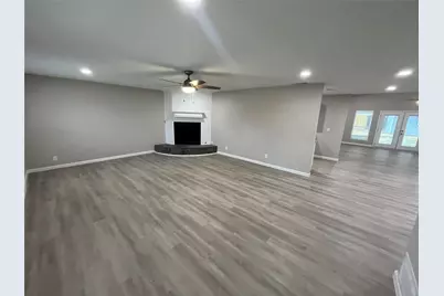 1831 Moonbeam Lane, Carrollton, TX 75006 - Photo 4