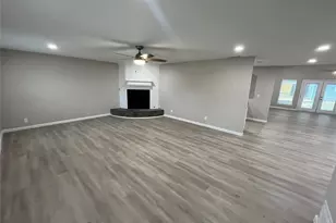 1831 Moonbeam Ln, Carrollton, TX 75006 - Photo 4