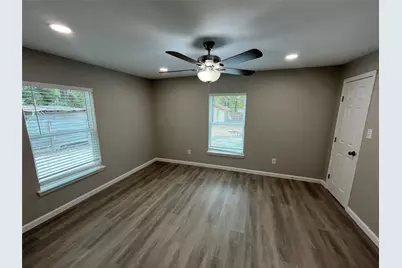 859 Portnoma Lane, Dallas, TX 75217 - Photo 8