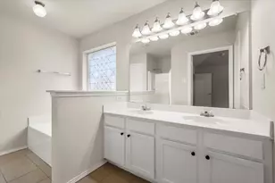 1017 Caleb St, Burleson, TX 76028 - Photo 24