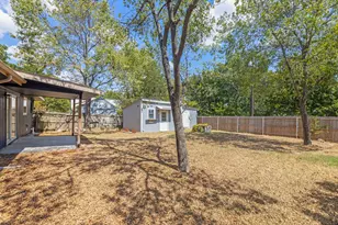 204 N 3rd St, Celeste, TX 75423 - Photo 32