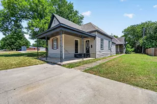 419 N Grand Ave, Sherman, TX 75090 - Photo 2