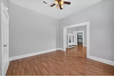 419 N Grand Avenue #B, Sherman, TX 75090 - Photo 4
