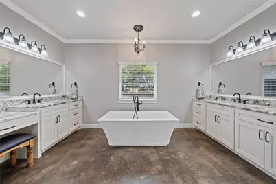 240 Royals Ranch Road, Lorena, TX 76655 - Photo 16