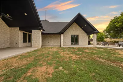 240 Royals Ranch Road, Lorena, TX 76655 - Photo 28
