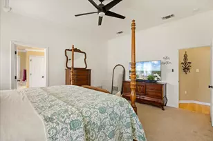 313 Casas Del Norte St, Granbury, TX 76049 - Photo 20