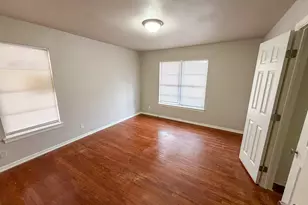 121 Vandenburg Dr, Denison, TX 75020 - Photo 4