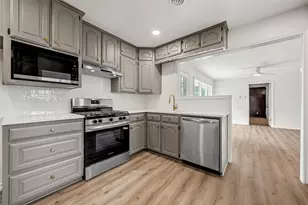 2826 N 43rd St, Waco, TX 76710 - Photo 8