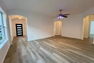 1713 Heron Dr, Aubrey, TX 76227 - Photo 4