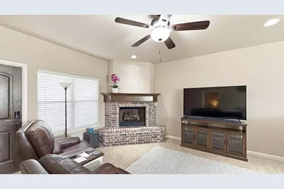 1306 Lauren Lane, Granbury, TX 76048 - Photo 18