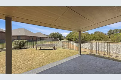 1306 Lauren Lane, Granbury, TX 76048 - Photo 32