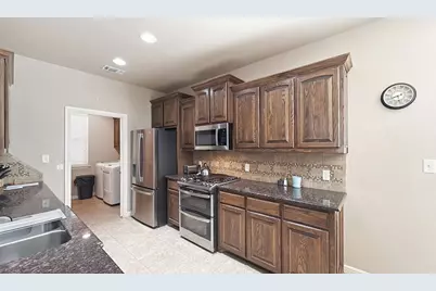 1306 Lauren Lane, Granbury, TX 76048 - Photo 6