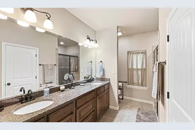 1306 Lauren Lane, Granbury, TX 76048 - Photo 14