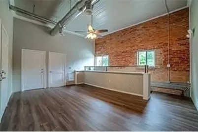 142 S Main Street #205, Van Alstyne, TX 75495 - Photo 2