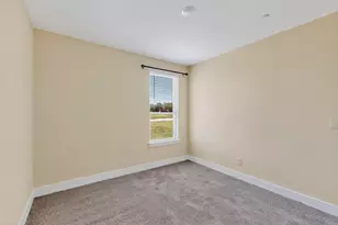 3425 Sanjeev Dr, Irving, TX 75060 - Photo 32
