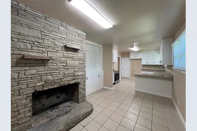 16 Cliffside Drive, Edgecliff Village, TX 76134 - Photo 10