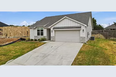 2306 Pedernales Court, Granbury, TX 76048 - Photo 2