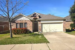 1008 Fort Apache Dr, Fort Worth, TX 76052 - Photo 2