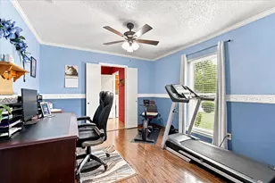 914 Reno St, Lewisville, TX 75077 - Photo 8