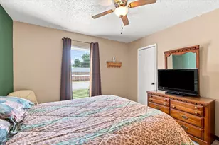 914 Reno St, Lewisville, TX 75077 - Photo 26