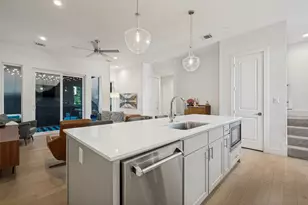 5703 Lindell Ave, Dallas, TX 75206 - Photo 12