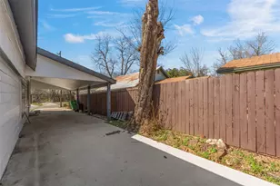 1510 S Lindsay, Gainesville, TX 76240 - Photo 22