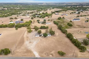 550 Hodge Rd, Eddy, TX 76524 - Photo 2