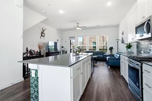 695 Vista Del Lago Dr, Lewisville, TX 75067 - Photo 14