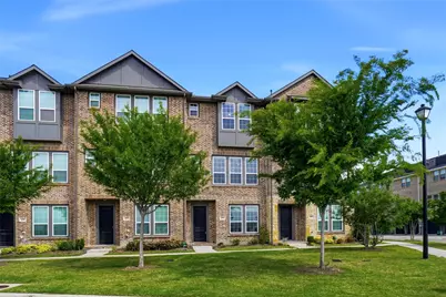 695 Vista Del Lago Drive, Lewisville, TX 75067 - Photo 6