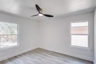 1011 E Alan Ave, Carrollton, TX 75006 - Photo 14