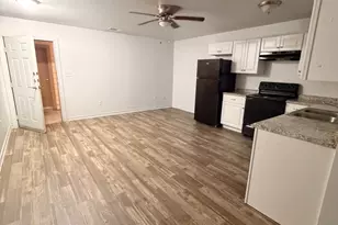 2905 Clarksville St, Paris, TX 75460 - Photo 2