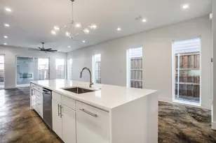 4715 Belmont Ave, Dallas, TX 75204 - Photo 8