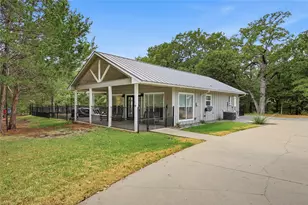 10 Holland St, Pottsboro, TX 75076 - Photo 6