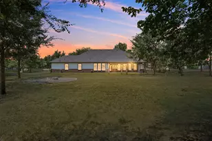 7565 Caddo Creek Rd, Quinlan, TX 75474 - Photo 2