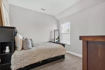 12766 Mercer Parkway, Farmers Branch, TX 75234 - Photo 18