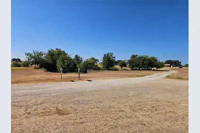 380 Pleasant View Drive, Bridgeport, TX 76426 - Photo 4