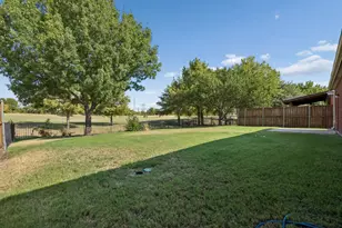 10617 Gleneagles Ln, Rowlett, TX 75089 - Photo 4
